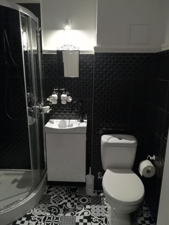 Poznanska Apartament Studio Apartment Varşovia Exterior foto
