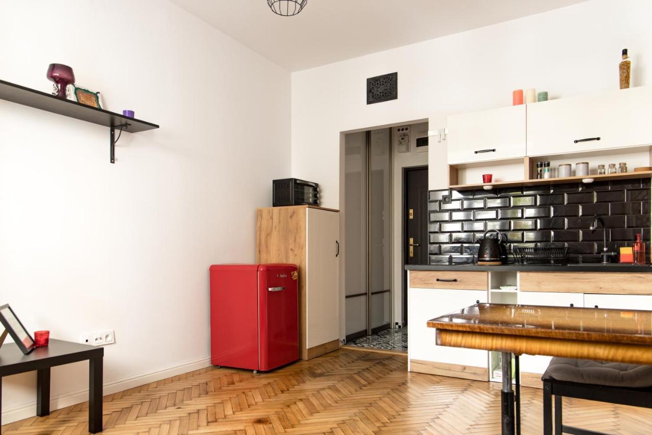 Poznanska Apartament Studio Apartment Varşovia Exterior foto